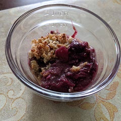 I added just under a tablespoon on chia seeds to the berry/rhubarb as it was cooking on the stovetop to help it thicken.
