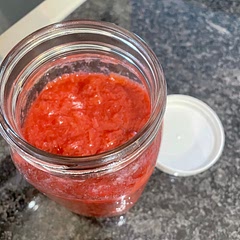 Great way to use up your rhubarb with a sweet and sour great tasting spread.  Good on toast, ice cream or by the spoonful!