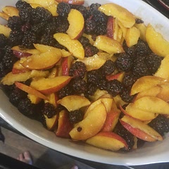 I would recommend 2-3 tbsp of cornstarch as the fruit produced a lot of liquid.  The filling was loose even after cooling.