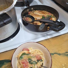 I'm lactose intolerant, so I used unsweetened almond milk and vegan butter... OMG!!
Even my hubby was Super impressed!