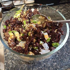 my mom used to make this a lot, finally found the recipe after getting a craving and it came out fantastic. I used a bit more garlic than called for and topped with Sriracha mayo