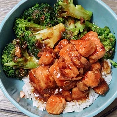 Very good! I serve it over Jasmine rice with broccoli.
