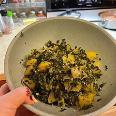 awesome recipe! easy to make and easy to add to. I ended up adding scrambled eggs for a breakfast taco