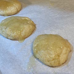 Tastes very much like a tea cake. (Which I love)Not a sweet cookie at all. If I could do it over again I would wait until the cookies were cool. My daughter says it tastes like honey butter biscuits (kinda spot on)