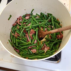 Very easy recipe that can be quickly done while other dishes are cooking. I made a half-sized version and used extra bacon in larger chunks. Tastes good warm and cold