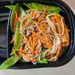 Easy to add your own favorite veggies! I made mine with bean sprouts, shredded carrots, mushrooms, and snow peas.