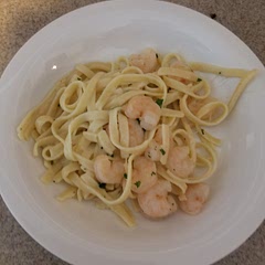 A great dish, I didn't have a lemon so I sub'd orange juice for lemon juice and tasted the same. Very delicious. I also added way more parmesan at the end BUT I LOVE CHEESE, haha.