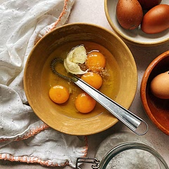 Tip: This is a simple recipe but the trick is on cooking the scrambled eggs nicely, add 1 tbsp of creme fraiche to your egg mixture and whisk, then cook normal you will get the creamiest, fluffiest scrambled eggs. Don't forget to add a bit of butter at the end for that last perfect touch. For more details check the recipe on the Gran Luchito website. Susy V / Luchito Head Chef