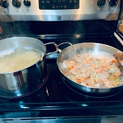 This was so easy to prepare and very tasty. It’s definitely a keeper!! I added grated parm and tossed it together at the very end. I forgot about the parsley. Oh well…