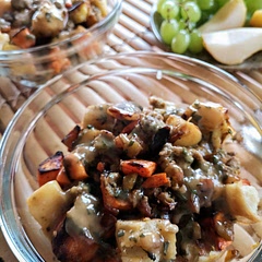 Easy preparation and a delicious outcome. The different textures and flavors come together nicely.