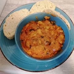 i didn't have broth on me so I used water and tomato paste to give it a bit of extra flavour. It turned out really well.