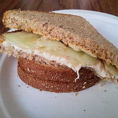40 gramos de queso oaxaca
