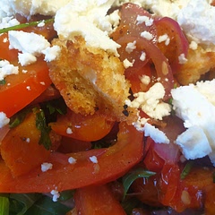 ciabatta chunks really makes this