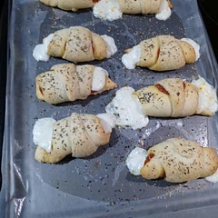 I pre- reviewed before eating. They looked amazing. But came out a little bland. Next time needs more seasonings.