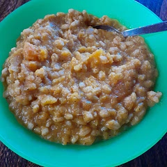 I used dried sage and chicken broth