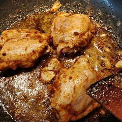 Added a bit too much salt and the thighs took a little longer to cook, but absolutely delicious! made it with garlic butter Herby naan recipe -- a fab combo!