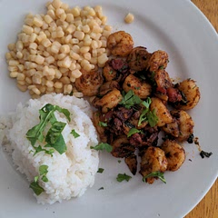 Next time I might add a bit of liquid to let the flavors merge even more with the shrimp. Really delicious.