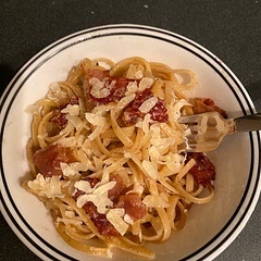 Not my favorite recipe. A little bit too much butter for my liking and not needed since the prosciutto already produced so much oil itself. I used linguine instead, so that might have been the reason that the sauce didn’t come out right. It was a little bland so I would recommend more spices.