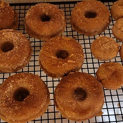 Super easy and perfect for my Pampered Chef donut pans!!
