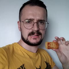 This one I didn't eat, the rest of them weren't that lucky. 8/10*