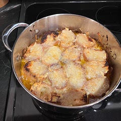Delicious, but does take a long time to caramelize the onions, but worth it!