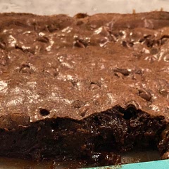 I doubled this to fill my rectangle baker. Amazing will make again also going to try this again with Splenda and sugar free chocolate chips.