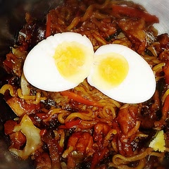 I added a boiled egg, chilli pepper and some aubergines. Very tasty