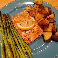 I needed to change cooking time at the beginning to 35 minutes for the potatoes, plus the extra 10-12. I added Secret Spice Remedy & used fresh ginger paste cause I'm out of fresh ginger. Turned out great!