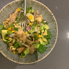 Super simples yet very healthy and delicious! My Mom and I loved it!