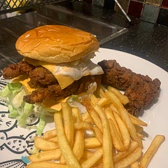 Brilliant recipe, mate! Almost like the real thing, but delicious even without the comparison. Did them as a burger with a brioche bun, lettuce, white onion, black pepper mayo, hash browns, and american cheese. 10/10!