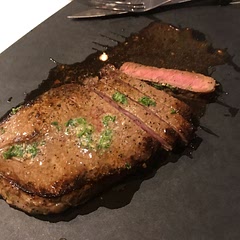 Picked up a sirloin steak and wasn’t sure what to do with it, this recipe led to great results. Marinated the steak in soy sauce, lemon juice, olive oil, Worcestershire sauce, minced garlic, all-purpose seasoning, pepper, salt, and a bit of red pepper for a couple hours first. Loaded the butter with garlic and parsley and it was fantastic.