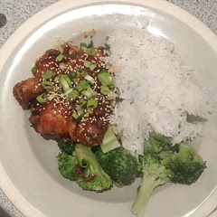 Flavourful and moist, the glaze worked really well. No issue reducing the glaze down. 

I'm impressed  how few calories they are, great for my weightloss journey 👍.