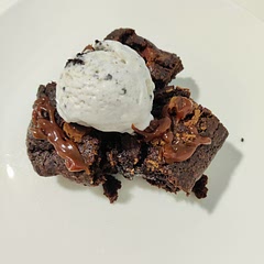 It's gooey! Too sweet for my liking though. Will cut the sugar next round.