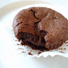 I am so much sugar high that I am rapping  Eminem's part in The Monster and can't wait for Rihanna to finish.