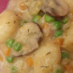 Used fresh chicken, simply added near the start. Very tasty.
Might reduce the pepper next time though.