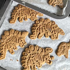 My little one has a dairy allergy so we subbed the butter for Nuttelex and they turned out great!