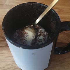 I used 3 tbs of sugar instead of 4 and substituted half the flour for almond meal. I added cream as a topping. It was yummo.