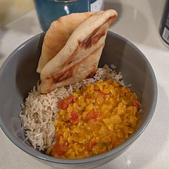 Pretty easy to make and really tasty! It made way more than four portions!