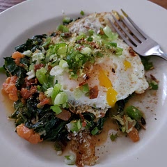 This dish was really good but, it wasn't really filling. I wanted lunch shortly after I ate this. Maybe next time I'll try it with more spinach and a little salt.