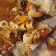 This was super good.  I couldn't make it in my 6qt crockpot.  Had to move it to my large soup pot but it worked out fine.  I used 1 lbs hamburger and one 1 lbs Italian sausage.