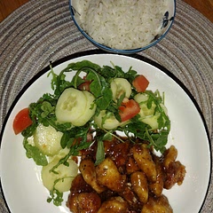 Served with white rice and salad 🥗