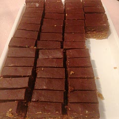 I've put unsalted peanuts instead of hazelnuts and almonds. Great taste!