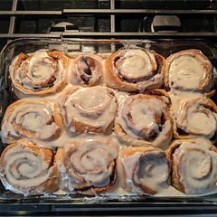 Used simple glaze instead of cream cheese