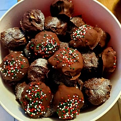 Tried these for the holidays (as well as some vegan peanut butter chocolates). Very nice!