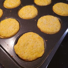 The egg muffins are tasty but the ingredients quantities are a bit off. I had to add 3 eggs, 350g of cauliflower was too much for 5 eggs.