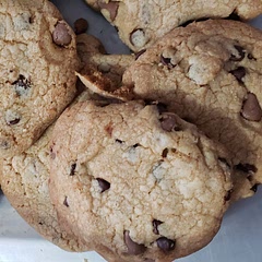 Made them and followed recipe to the letter, however I ended up with cookies that were more of a biscuit quality, but still had a nice buttery chocolate finish. Goes well with a drink of milk or coffee.