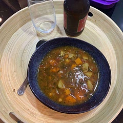Super delicious simple stew! Made with frozen spinach instead of kale and added carrots too! Spices would be great to play around with to create new flavours