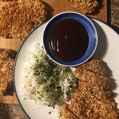 Amazing flavor and crunch! I also made the sauce from scratch.