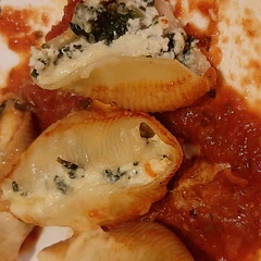 Substituted the mozzarella with a mixture of Monterey Jack and smoked gouda. Added a bit of it to the ricotta as well. Used white pepper to taste.