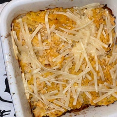 Made with vegan mozzarella cheese